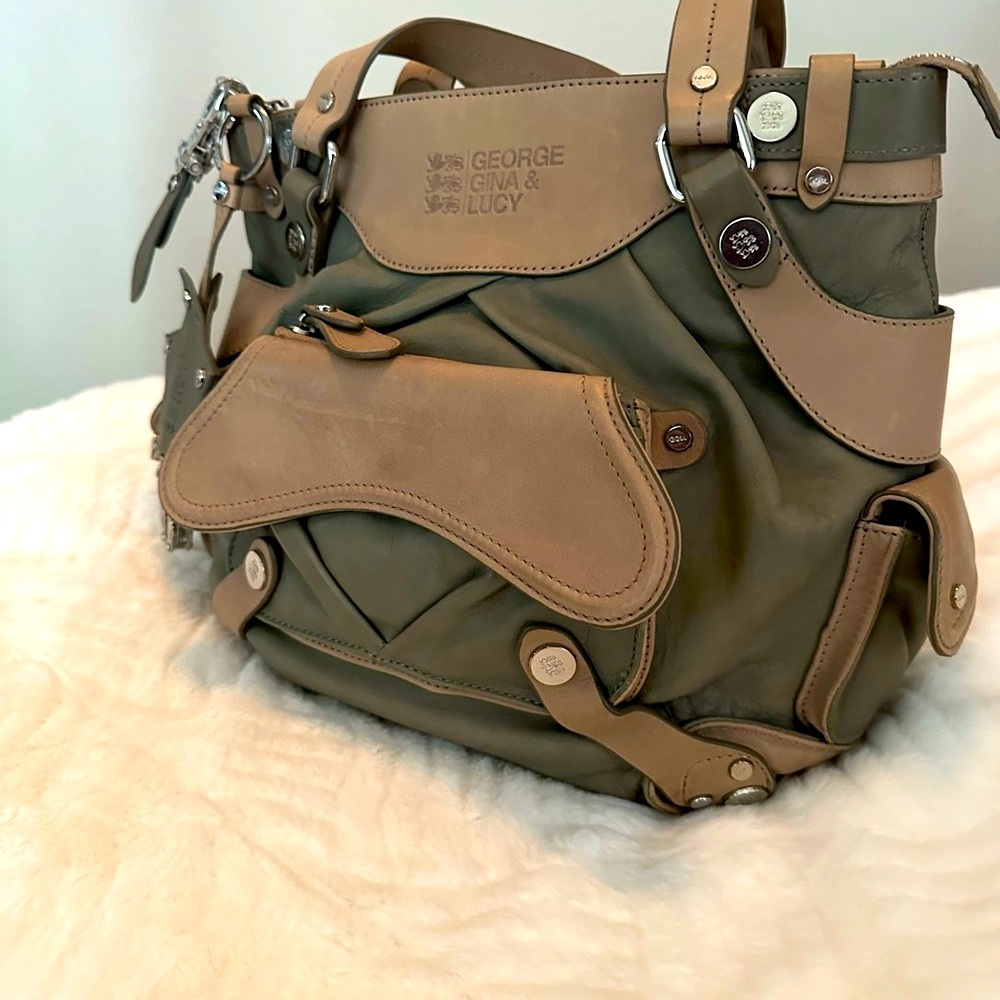GGL George Gina & Lucy Leather Satchel Purse Bag
Green & Tan key